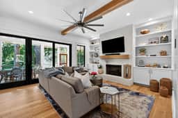 AV23-26: 23 26th Avenue