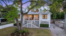 AV23-26: 23 26th Avenue