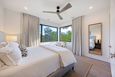 Bedroom 2 - King