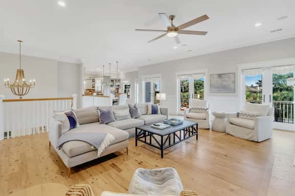 CM3008: 3008 Cameron Blvd. - Image 1