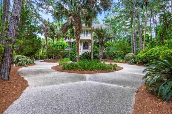 CUR767: 767 Curlew Court