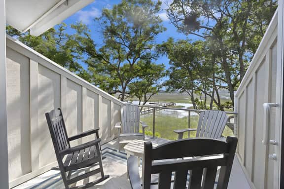 FC1727: 1727 Fiddlers Cove