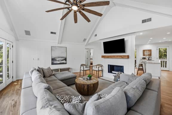 POM3634: 3634 Pompano Court