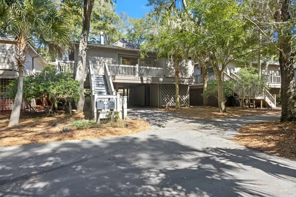SP1054: 1054 Sparrow Pond