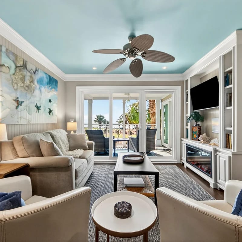 AV2925: 2925 Atrium Villa